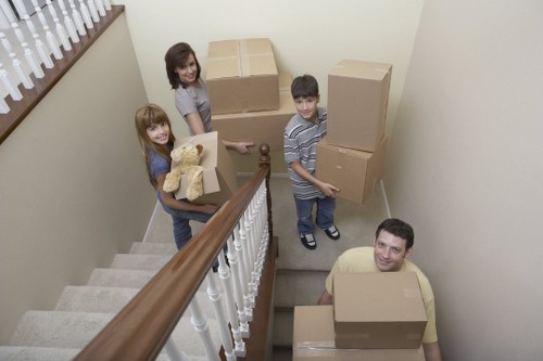 A moving checklist and packed boxes for a home relocation in France